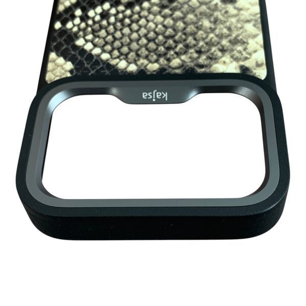 Чохол Kajsa Glamorous Leather Snake для iPhone 17 Pro чорний (MagSafe, металеве кільце камери, преміум) 0062000 фото
