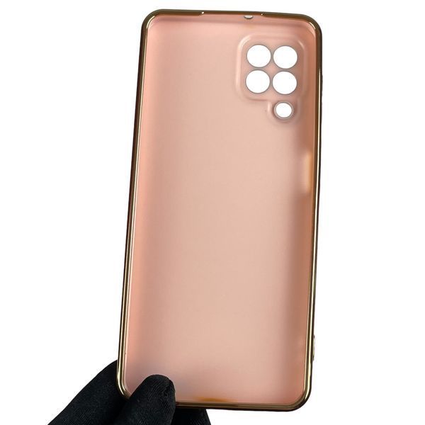 Чохол для Samsung Galaxy M22 4G (SM-M225F) із золотою окантовкою із захистом камери на самсунг м22 пудровий 0008291 фото