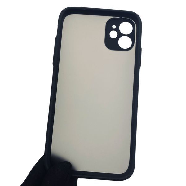 Чехол для Apple iPhone 11 противоударный полупрозрачный с высокими бортами защитой камеры на айфон 11 чёрный 0000908 фото