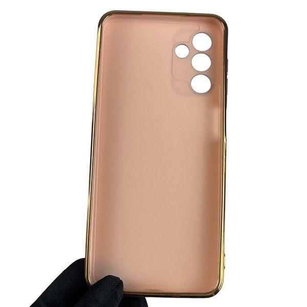 Чохол для Samsung Galaxy A04s SM-A047F глянсовий із золотою окантовкою із захистом камери пудровий 0000005 фото