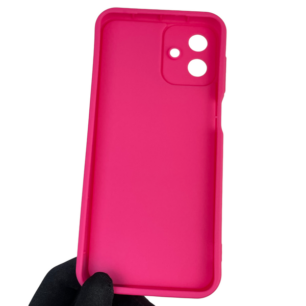 Чехол силиконовый оригинальный Soft Touch с 3D принтом милый мишка для Samsung Galaxy A07 4G (SM-A075F) малиновый (Полная защита камеры) 0043354 фото