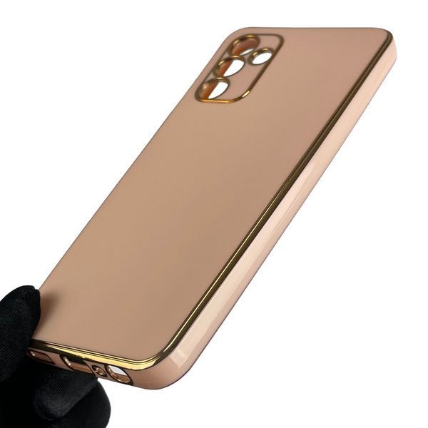 Чохол для Samsung Galaxy A04s SM-A047F глянсовий із золотою окантовкою із захистом камери пудровий 0000005 фото