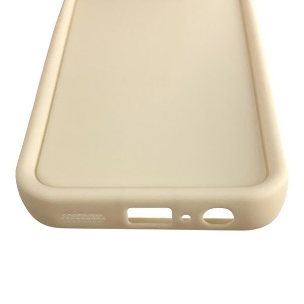 Чехол силиконовый Soft Touch для Samsung Galaxy A04 молочный (Полная защита камеры) 0053962 фото