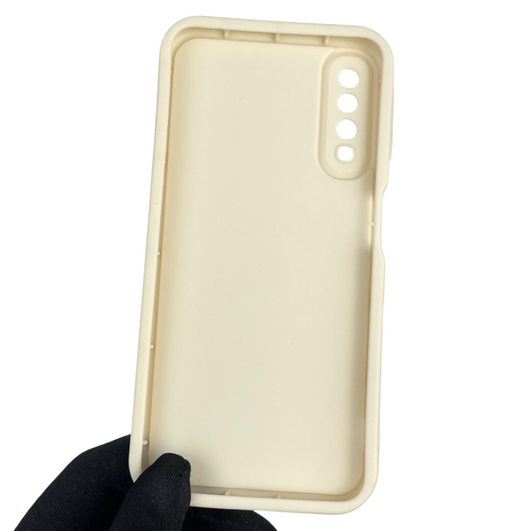 Чехол силиконовый Soft Touch с 3D принтом женским для Samsung Galaxy A7 2018 (SM-A750) молочный (Полная защита камеры) 0042803 фото