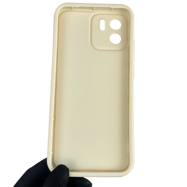 Чехол силиконовый Soft Touch для Xiaomi Redmi A2 молочный (Полная защита камеры) 0039903 фото