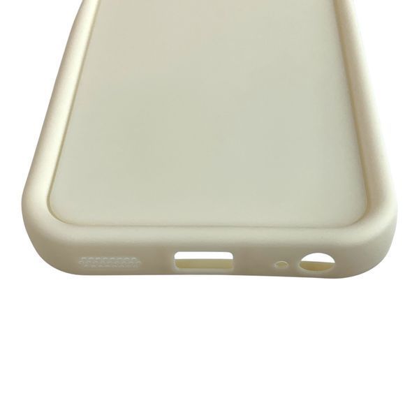 Чохол силіконовий Soft Touch для Tecno Spark Go 2 (KM4) молочний (Повний захист камери) 0054472 фото