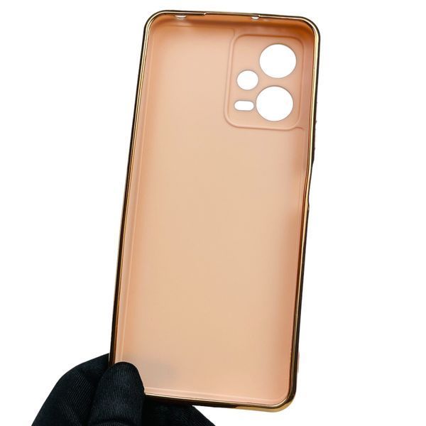 Чехол для Xiaomi Redmi Note 12 5G с золотой окантовкой с защитой камеры на сямои редми нот 12 5г пудровый 0000061 фото
