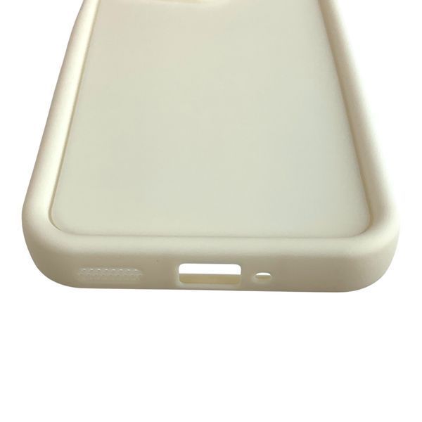 Чехол силиконовый Soft Touch для Realme C75 молочный (Полная защита камеры) 0054185 фото