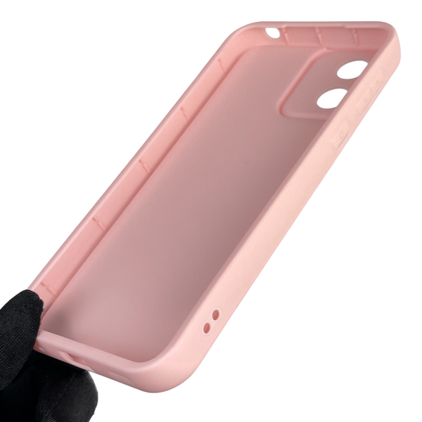 Чехол силиконовый Soft Touch для Motorola Moto E13 (PAXT0034) розовый (Полная защита камеры) 0039375 фото