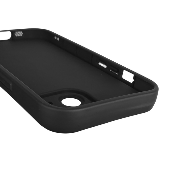 Чехол силиконовый Soft Touch с 3D принтом для Apple iPhone 13 черный (Полная защита камеры) 0040239 фото