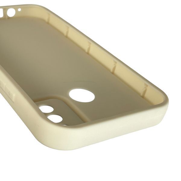 Чехол силиконовый Soft Touch для Tecno Spark 6 Go (KE5) молочный (Полная защита камеры) 0044303 фото