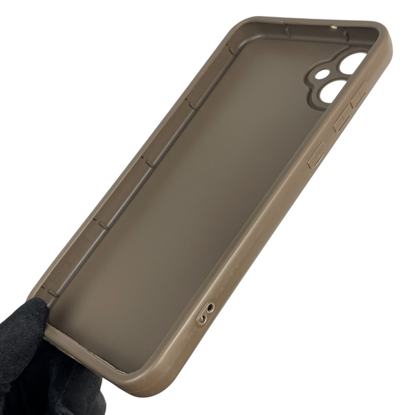 Чехол силиконовый Soft Touch с 3D принтом женским для Samsung Galaxy A05 (SM-A055) коричневый (Полная защита камеры) 0042594 фото