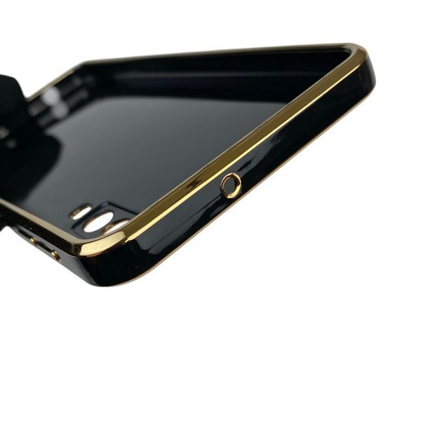 Чехол для Samsung Galaxy A7 2018 SM-A750 с защитой камеры с золотой окантовкой на самсунг а7 2018 черный gs1 0019779 фото