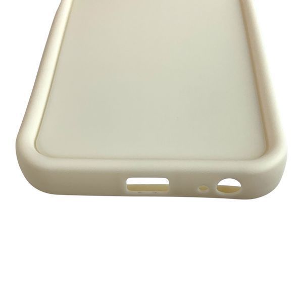 Чохол силіконовий Soft Touch для Tecno Spark Go 3 (KN3) молочний (Повний захист камери) 0054483 фото