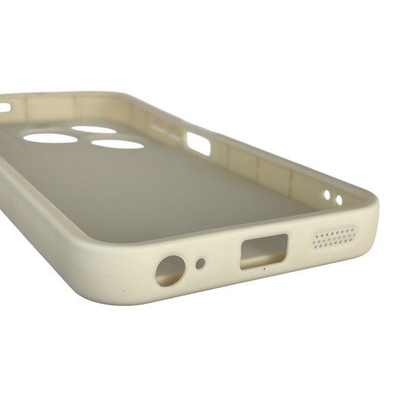 Чохол силіконовий Soft Touch з 3D принтом жіночим для TECNO Spark Go 2024 (BG6) молочний (Повний захист камери) 0042822 фото