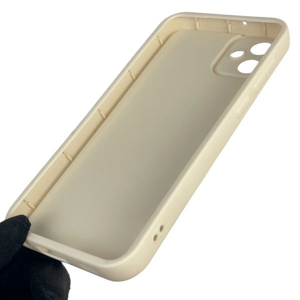 Чехол силиконовый Soft Touch с 3D принтом для Samsung Galaxy A05 (SM-A055) молочный (Полная защита камеры) 0040372 фото
