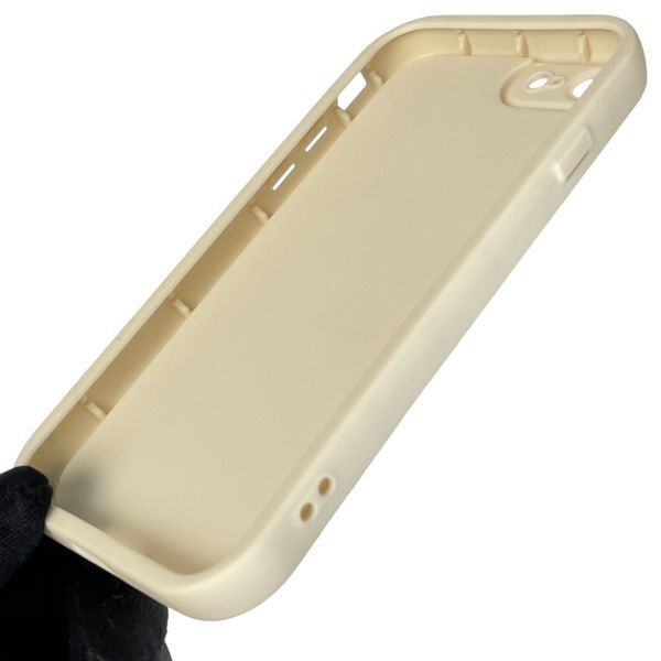 Чохол силіконовий Soft Touch для Apple iPhone 8 молочний (Повний захист камери) 0044312 фото