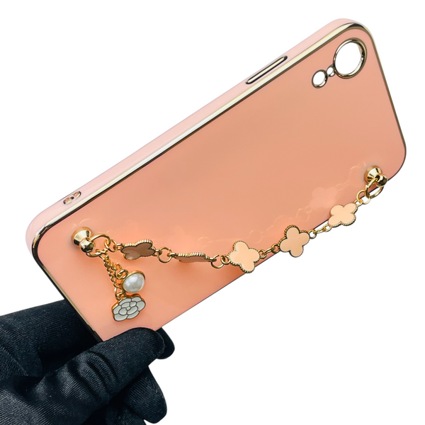 Чехол для телефона Apple iPhone Xr женский с ремешком и украшениями и золотой окантовкой на айфон хр пудровый gs1 0016200 фото