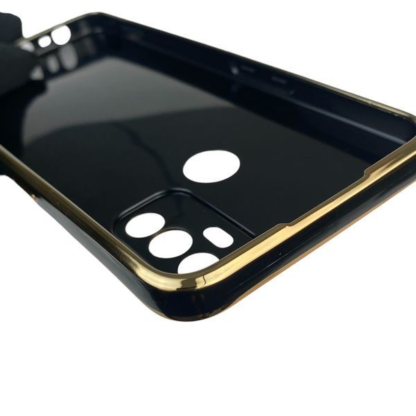 Чехол для OPPO A32 с защитой камеры с золотой окантовкой на оппо а32 черный gs1 0020116 фото