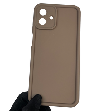 Чехол силиконовый Soft Touch для Samsung Galaxy A07 4G (SM-A075F) коричневый (Полная защита камеры) 0039511 фото