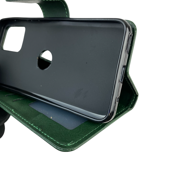 Чехол-книжка для телефона Motorola Moto E13 (PAXT0034) кожанная с магнитной застежкой на моторола е13 зеленая 0025225 фото