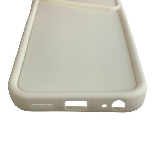 Чохол силіконовий Soft Touch для Tecno Spark 40 (KM5n) молочний (Повний захист камери) 0054440 фото