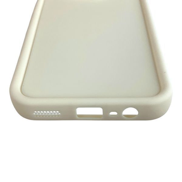 Чехол силиконовый Soft Touch для Realme Note 60x молочный (Полная защита камеры) 0054153 фото