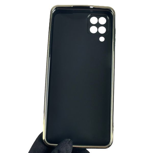 Чехол для Samsung Galaxy A12 SM-A127F с золотой окантовкой с защитой камеры на самсунг а12 чёрный 0008229 фото