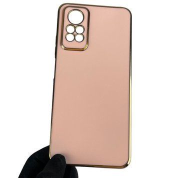 Чехол для Xiaomi Redmi Note 12 Pro (4G) с золотой окантовкой защитой камеры на сяоми редми нот 12 про розовый 0008246 фото