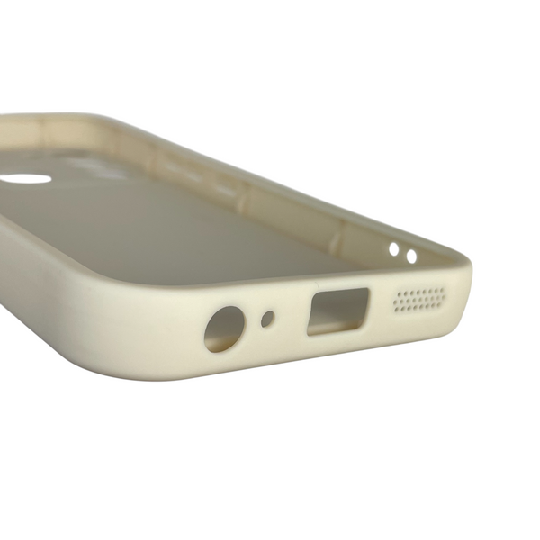 Чехол силиконовый оригинальный Soft Touch с 3D принтом милый мишка для TECNO Spark Go 2022 (KG5m) молочный (Полная защита камеры) 0043560 фото