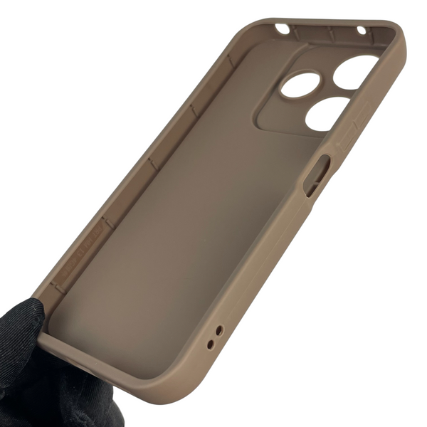Чехол силиконовый Soft Touch с 3D принтом для Xiaomi Poco M6 4G коричневый (Полная защита камеры) 0040700 фото