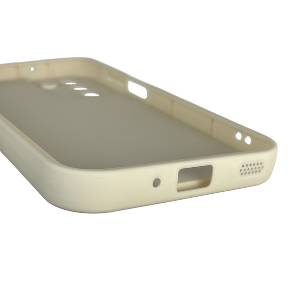 Чехол силиконовый Soft Touch для Samsung Galaxy A17 5G (SM-A175F) молочный (Полная защита камеры) 0039561 фото