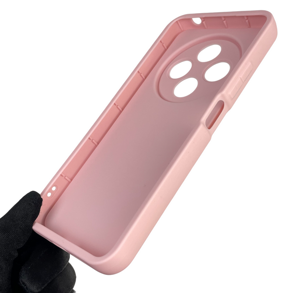 Чехол силиконовый Soft Touch с 3D принтом для Xiaomi Redmi A4 5G розовый (Полная защита камеры) 0042221 фото